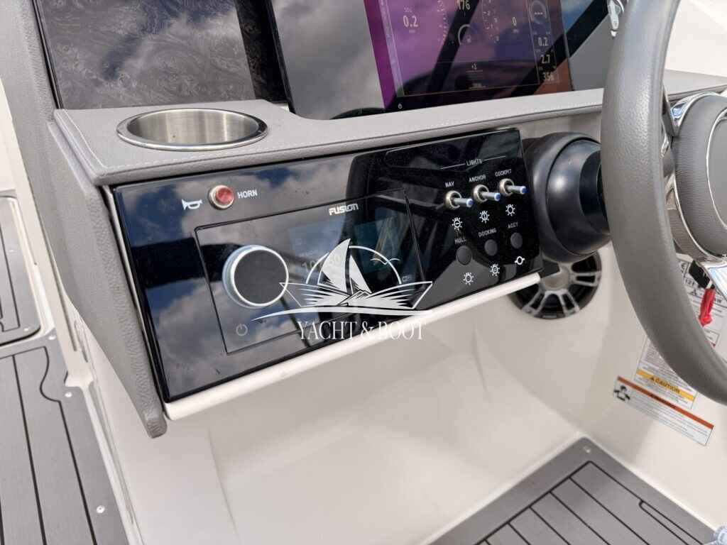 Motorboot Sea Ray 270 SDX