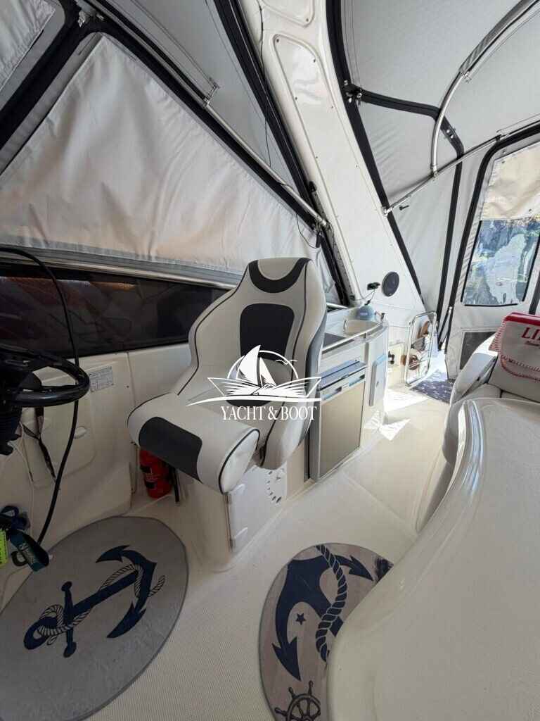 Motorboot Bavaria 27 Sport