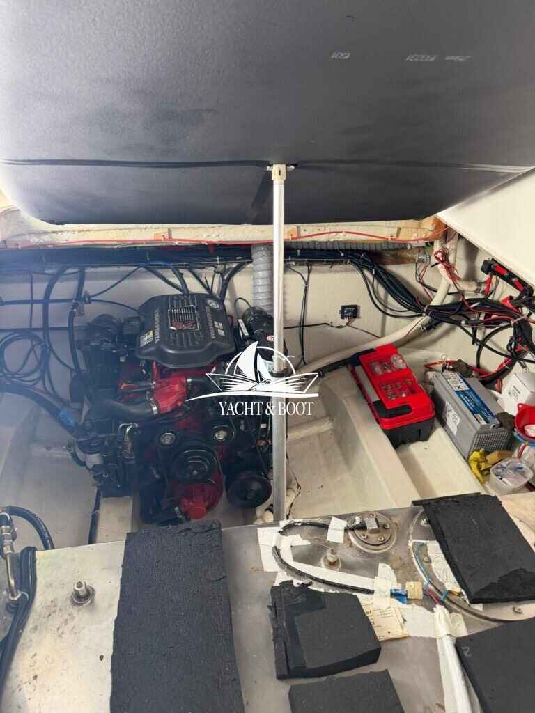 Motorboot Bavaria 27 Sport
