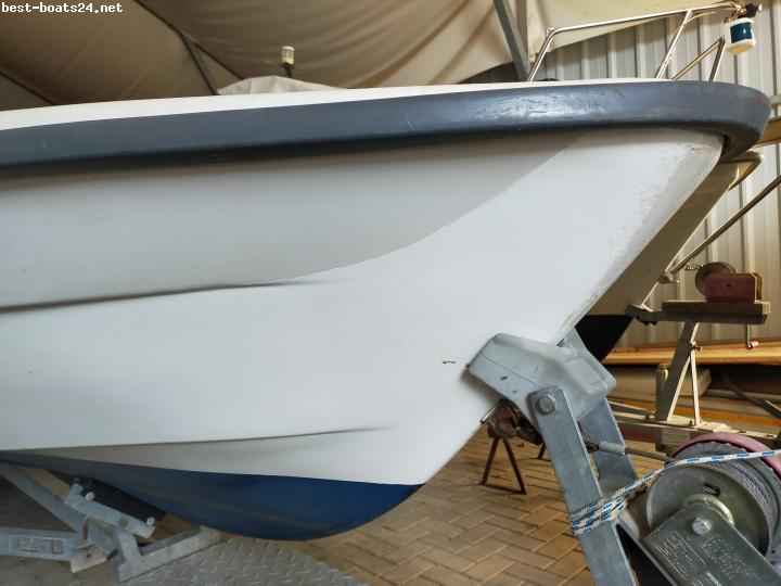 Motorboot TERHI ABSIA