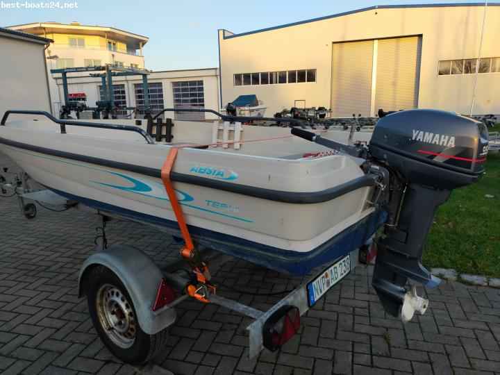 Motorboot TERHI ABSIA