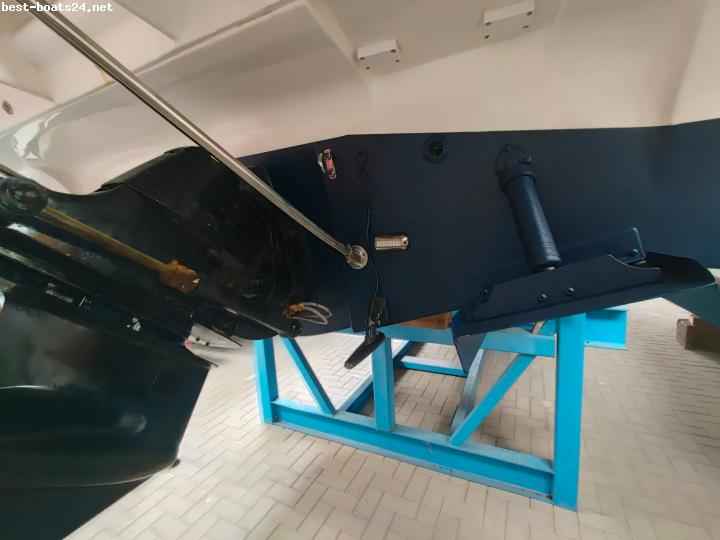 Motorboot MAXUM 2400 SE