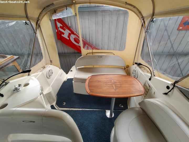 Motorboot MAXUM 2400 SE