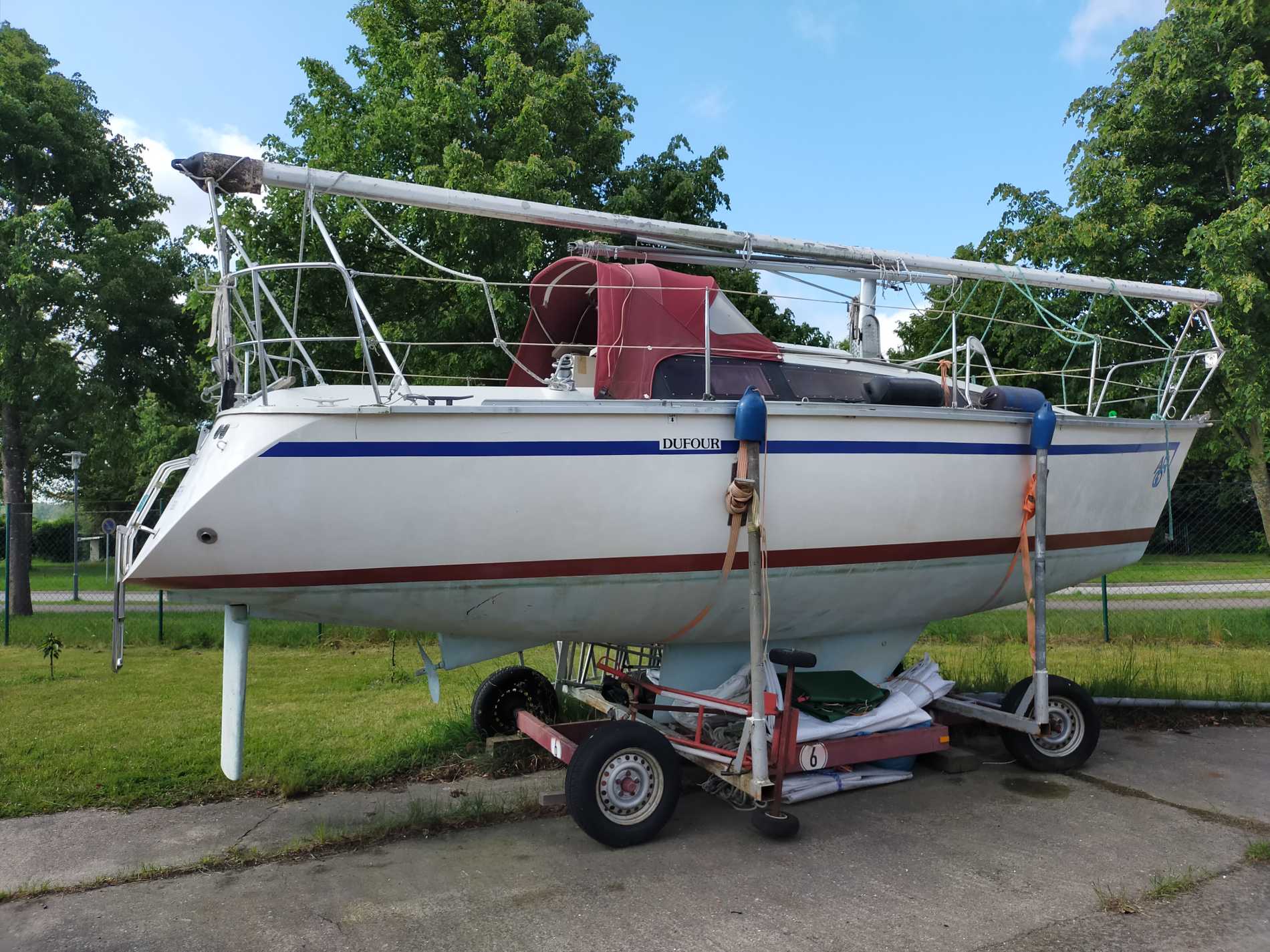 Dufour 28