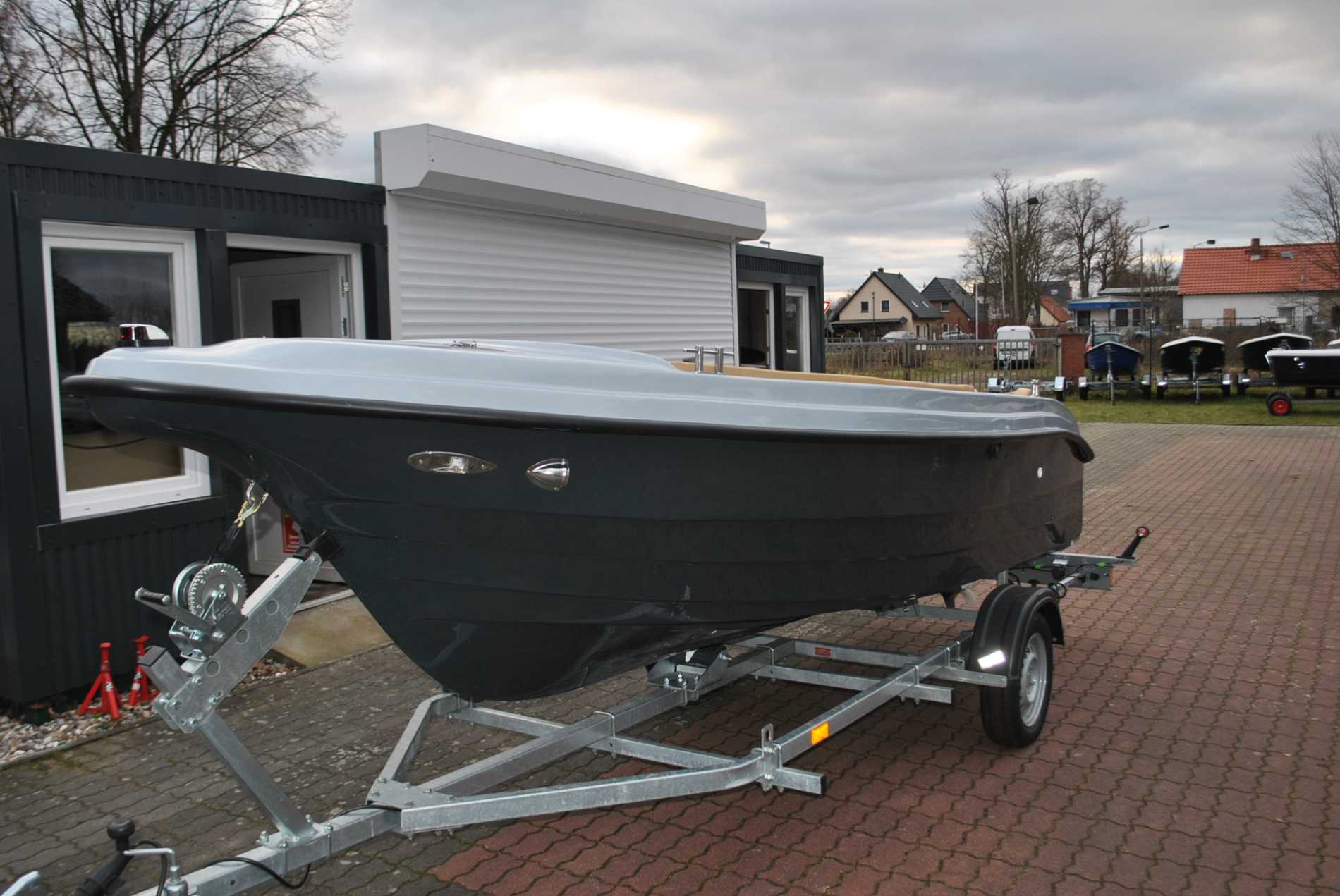 Gancza Yacht G434